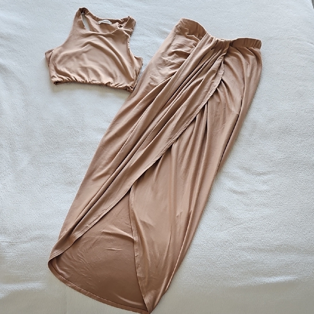 Two-Piece Skirt Set